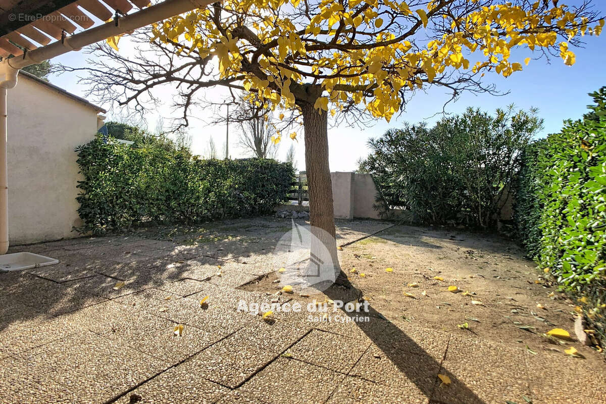 Maison à SAINT-CYPRIEN