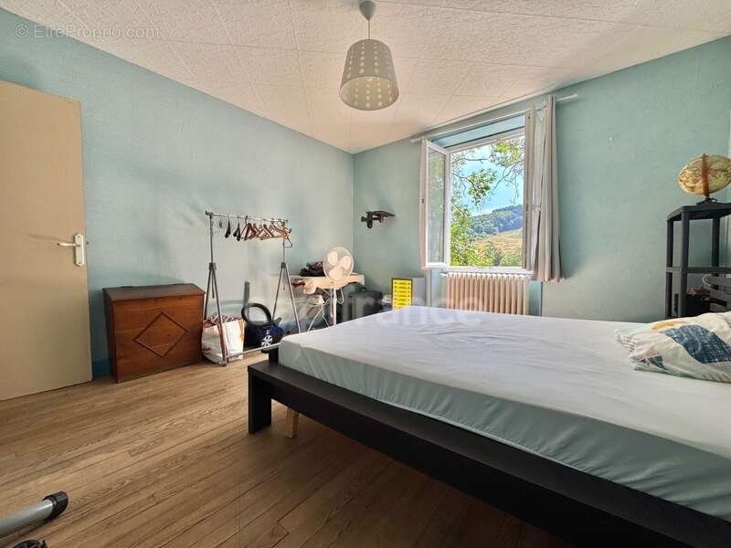 Maison à FERRIERES-SUR-SICHON