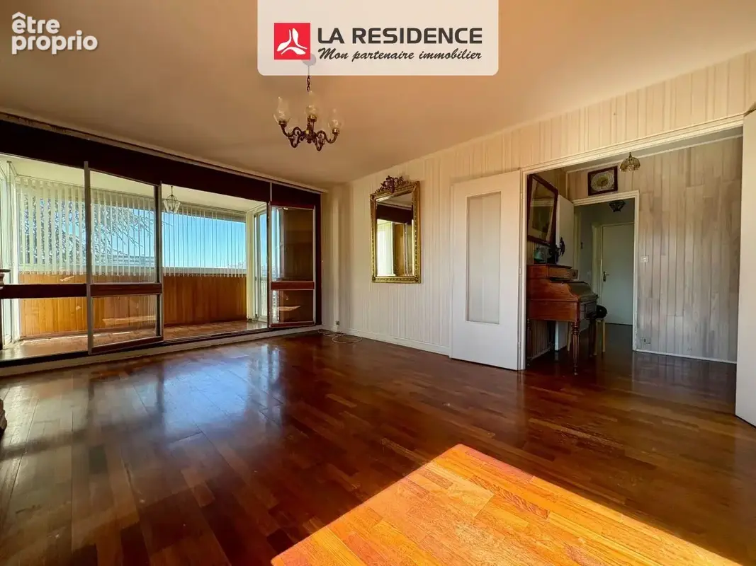 Appartement à VELIZY-VILLACOUBLAY