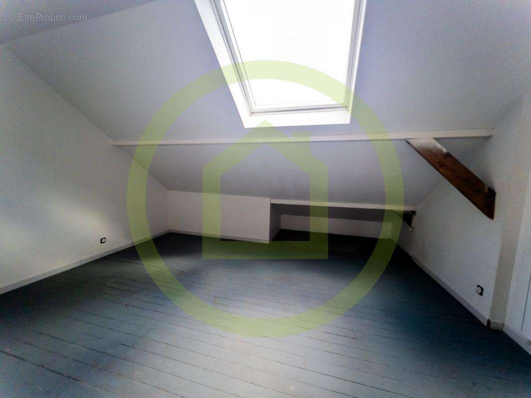 Appartement à HOUPLINES