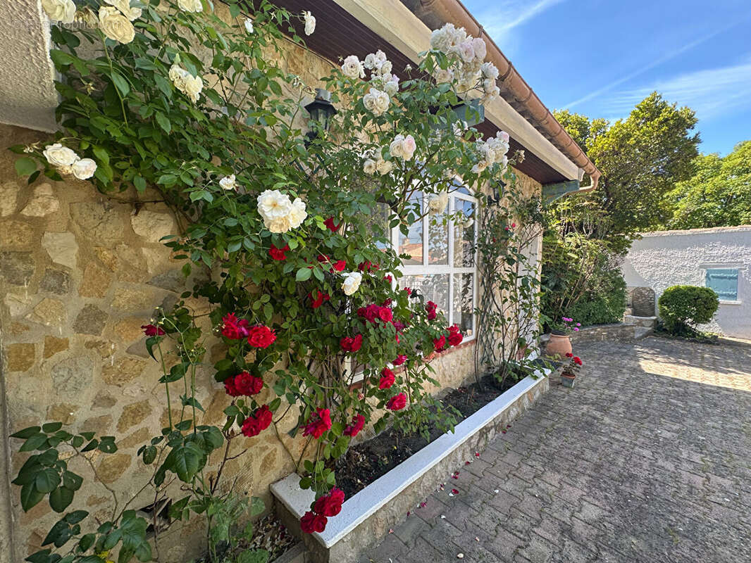 Maison à PERTUIS