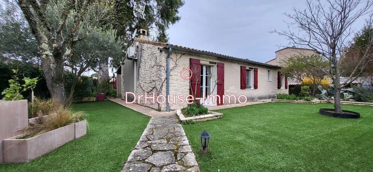 Maison à LA CALMETTE