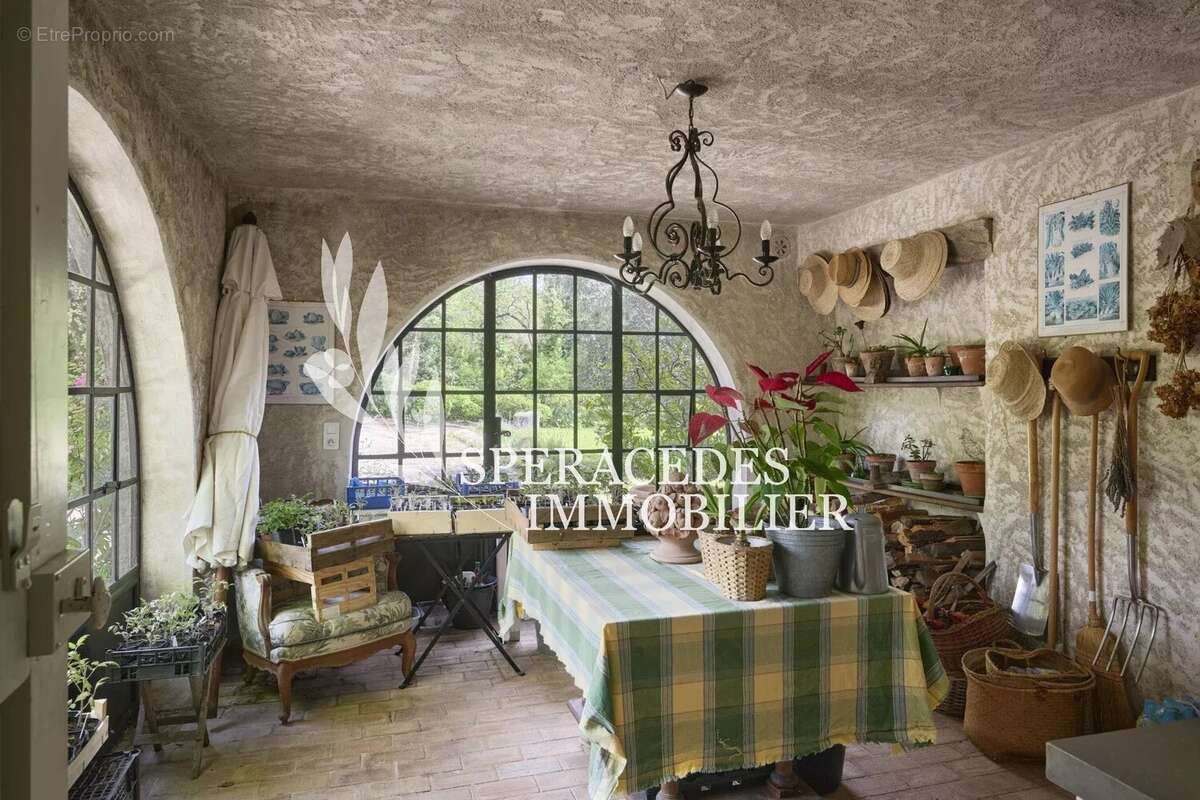 Maison à PEYMEINADE