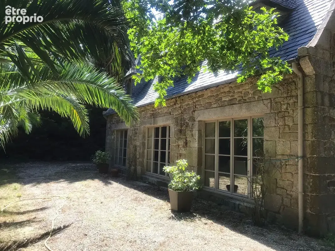 FINISTÈRE: Saint-Pol-de-Léon. Maison de prestige rénovée à 450 m de la plage - photo 17