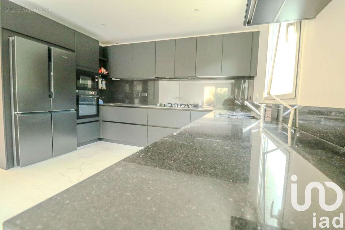 Photo 6 - Maison à BUSSY-SAINT-GEORGES