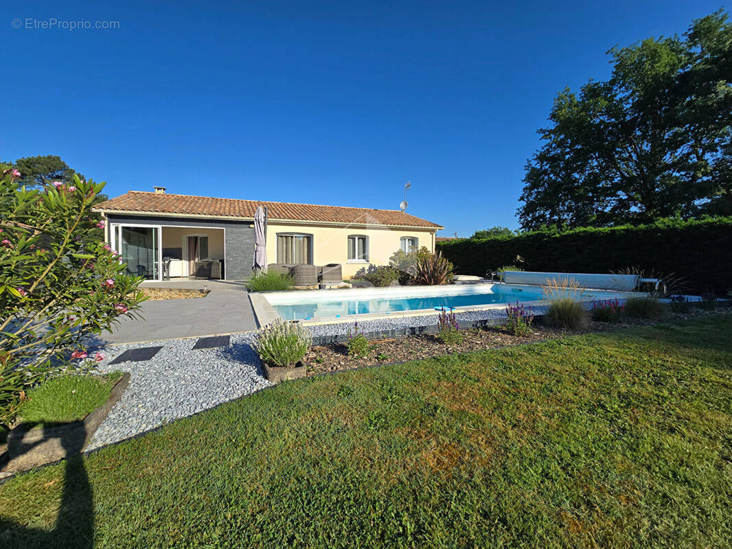 Maison à MONTPON-MENESTEROL
