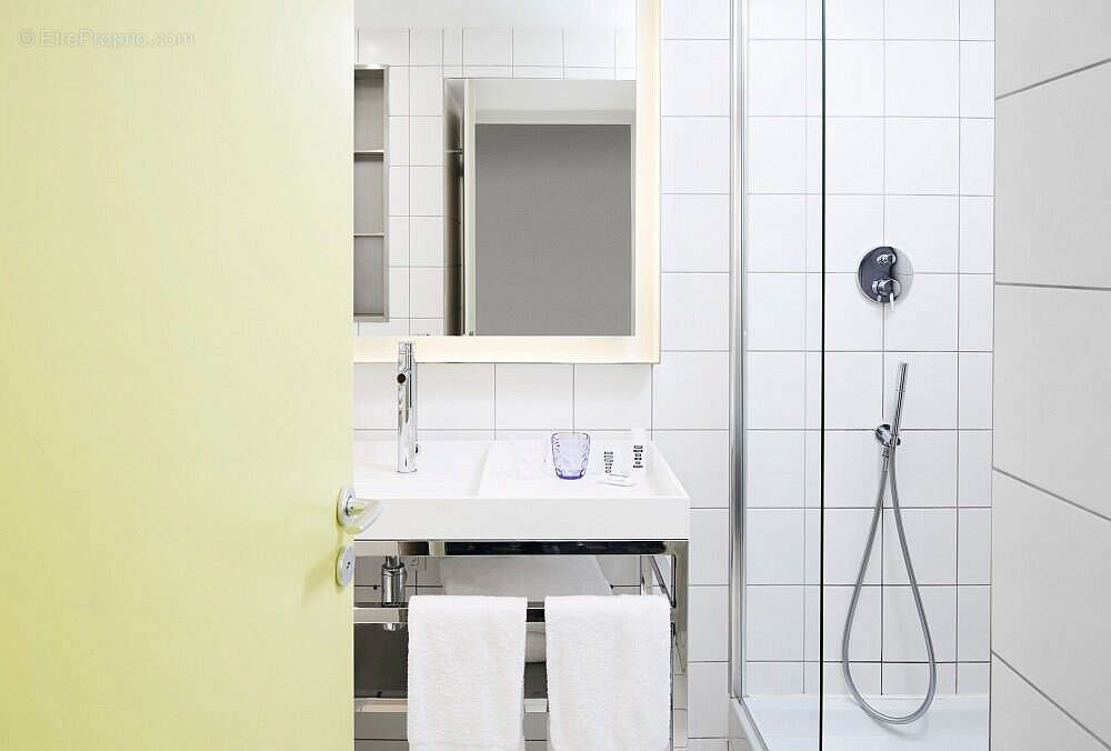 Appartement à PARIS-20E