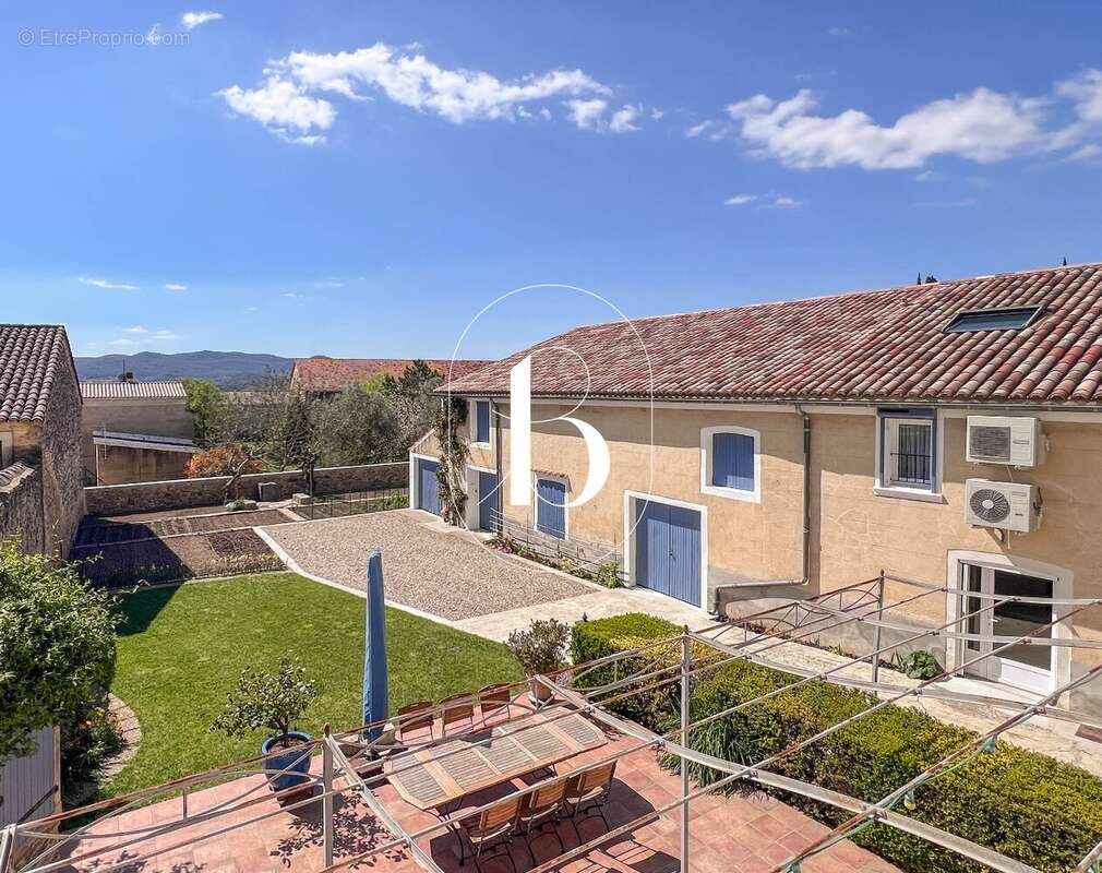 Maison à GOUDARGUES