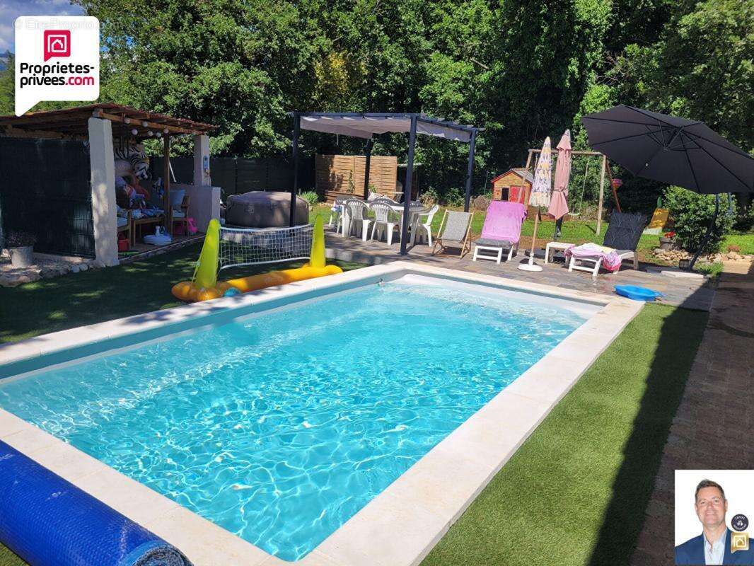 Maison à SAINT-CEZAIRE-SUR-SIAGNE