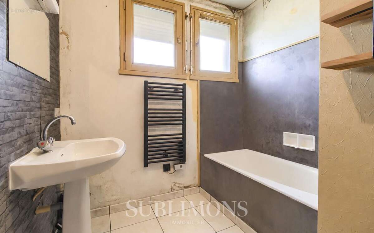 Maison traditionnelle sur sous-sol - photo 11