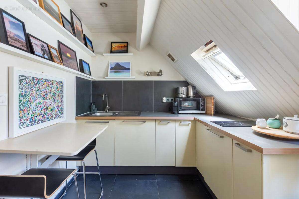 Appartement à PARIS-3E