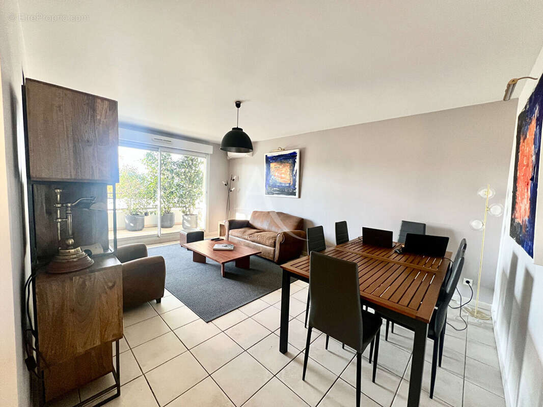 Appartement à MARSEILLE-12E