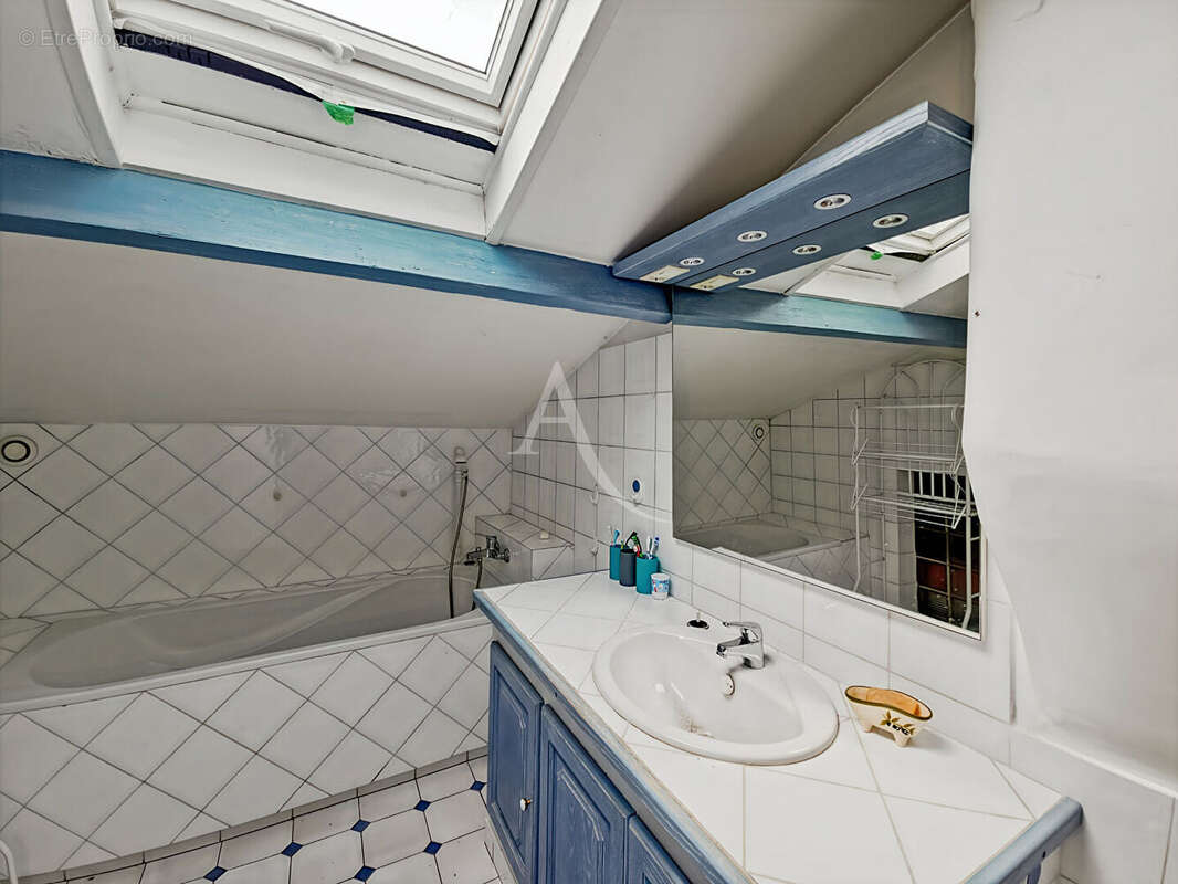 Maison à CARQUEIRANNE