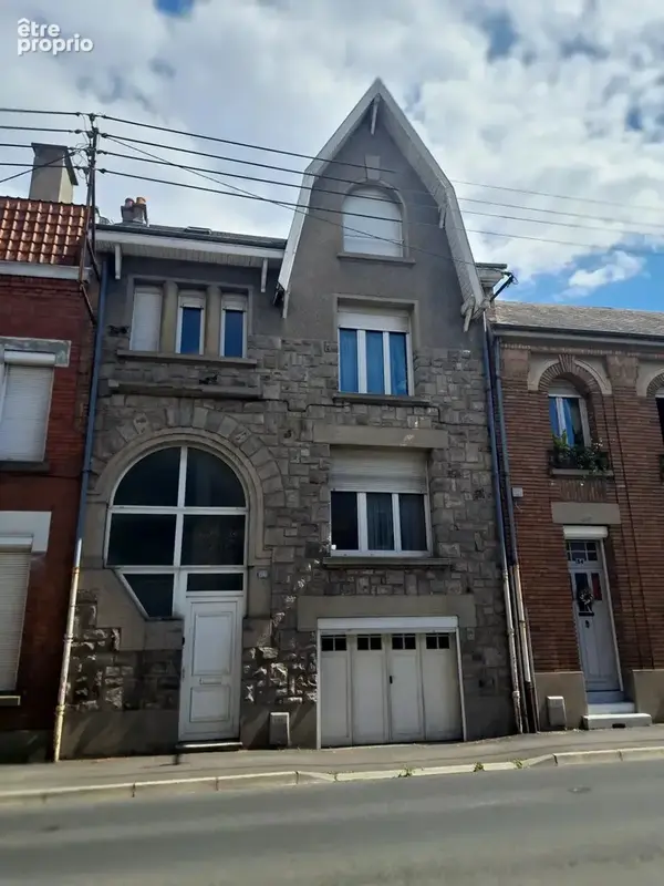 Maison à CHARLEVILLE-MEZIERES