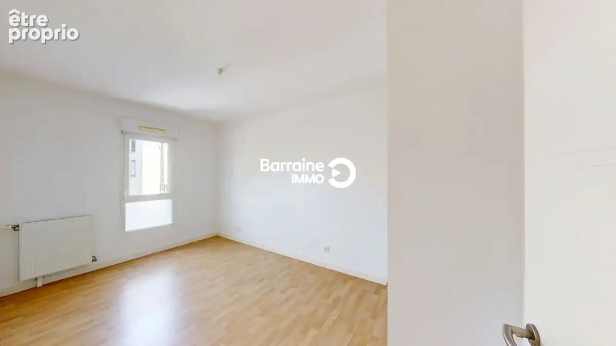 Appartement t3 avec terrasse - 2 chambres - garage double - dernier etage - photo 13