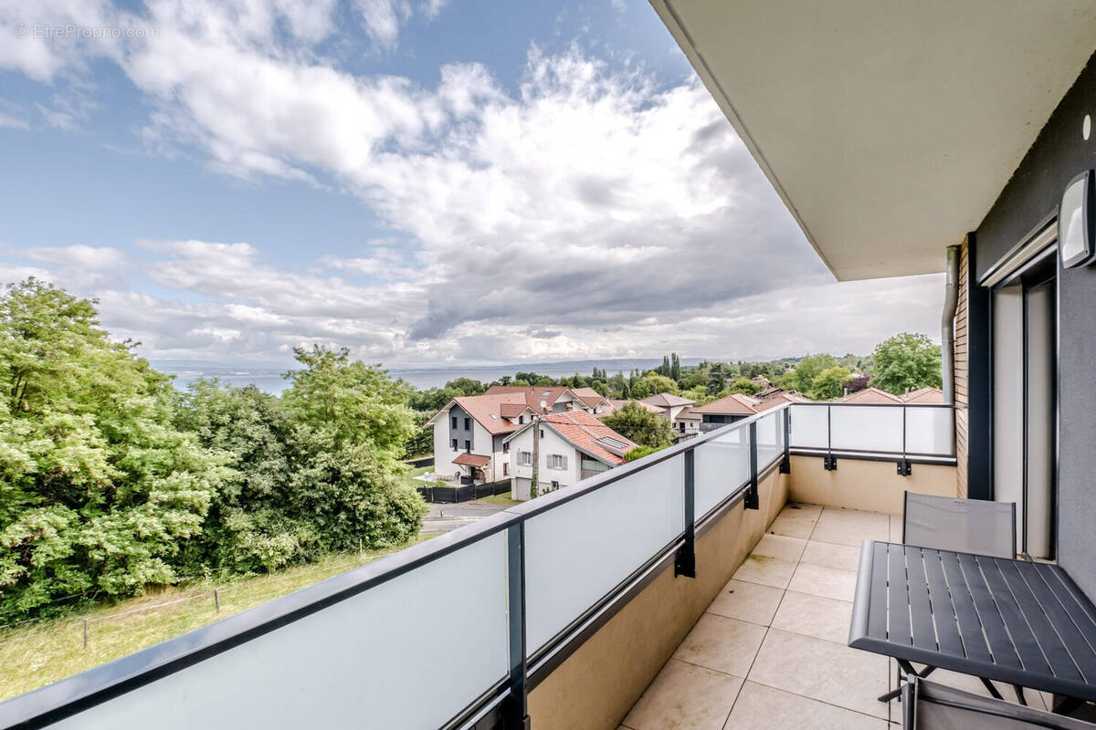 Appartement à ANTHY-SUR-LEMAN