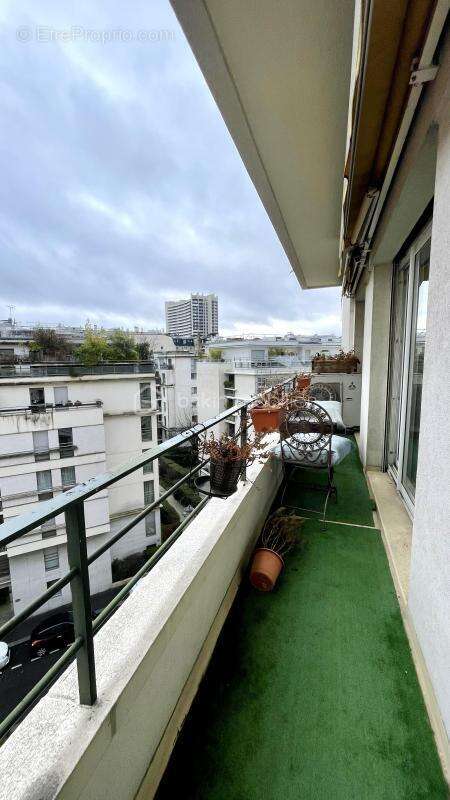 Appartement à PARIS-15E