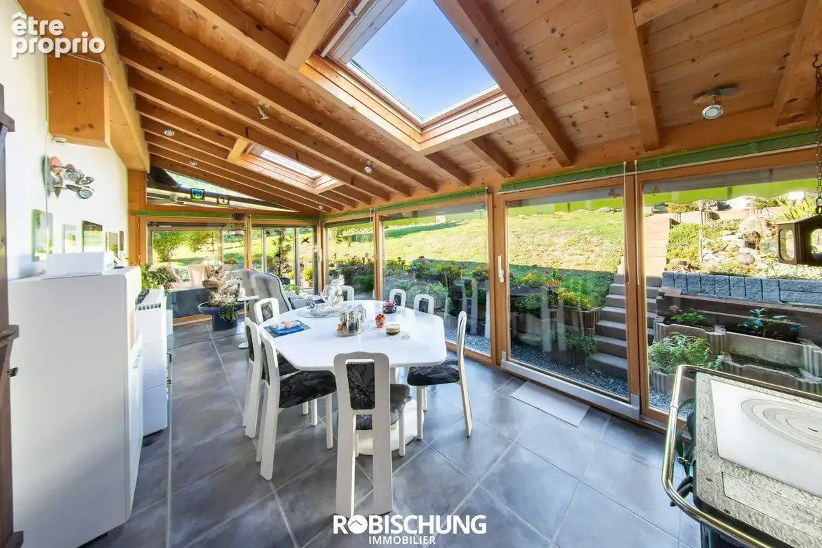 UEBERSTRASS : Superbe maison de 130 m2 sur 18 ares de terrain - photo 2