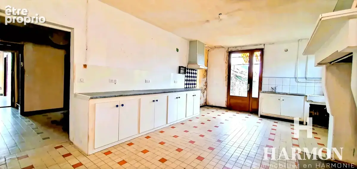 Ensemble immobilier aux multiples possibilités avec grange et jardin - photo 8