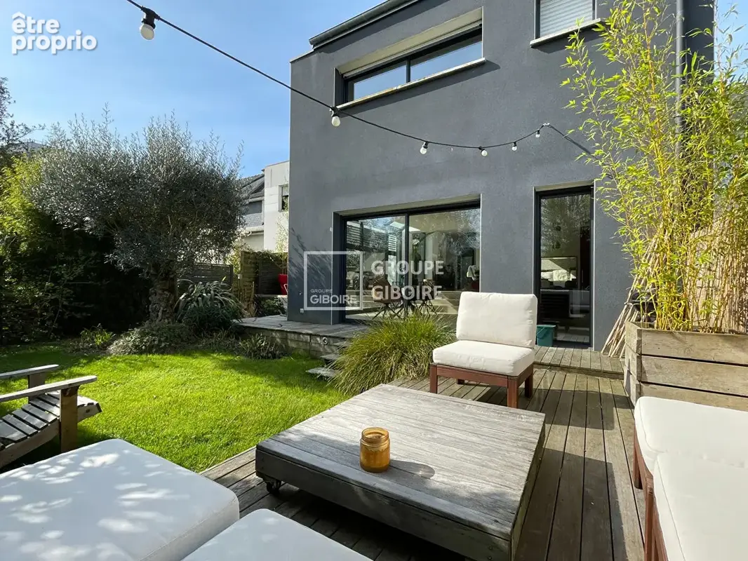 A VENDRE - Agence GIBOIRE - EXCLUSIVITÉ - Maison d'architecte d'environ 182 m² - Rennes - Quartier Patton La Bellangerais - Métr - photo 8