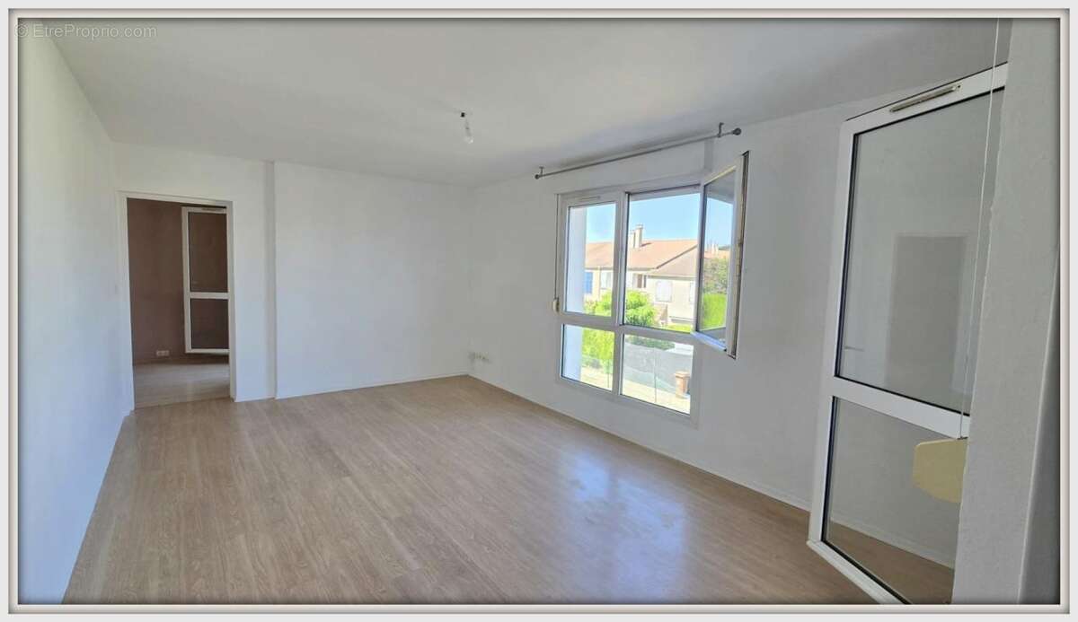 Appartement à vendre 2 pièces OSNY (95) - photo 2