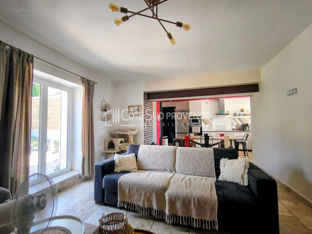 Maison 128 m² à Saint-Didier  - photo 12