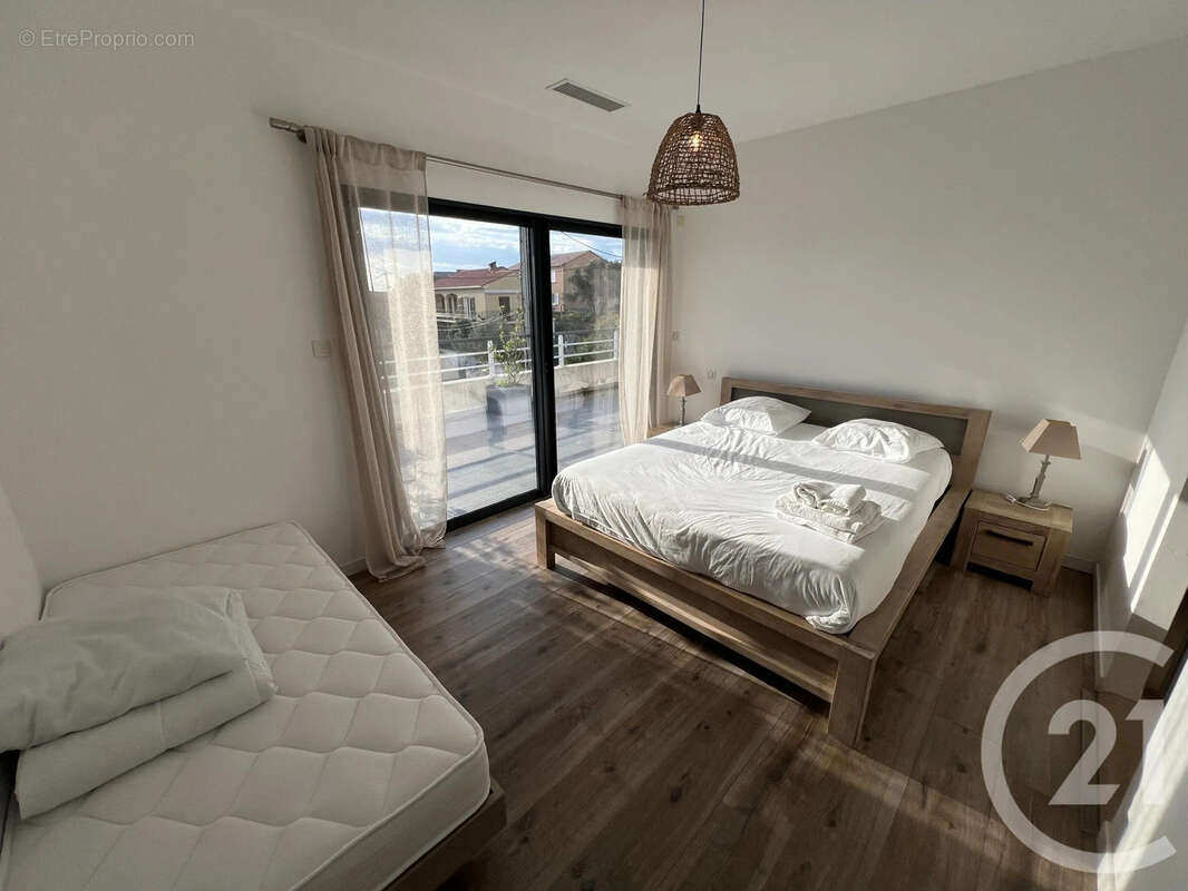 Appartement 200 m² à Santa-Maria-Di-Lota  - photo 19