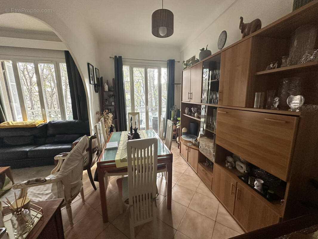 Appartement à MARSEILLE-7E