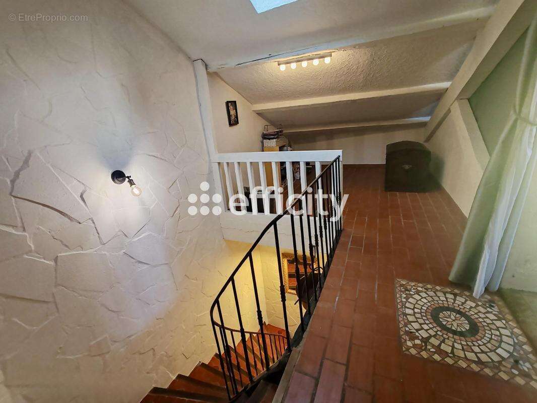 Maison à MARSEILLE-10E