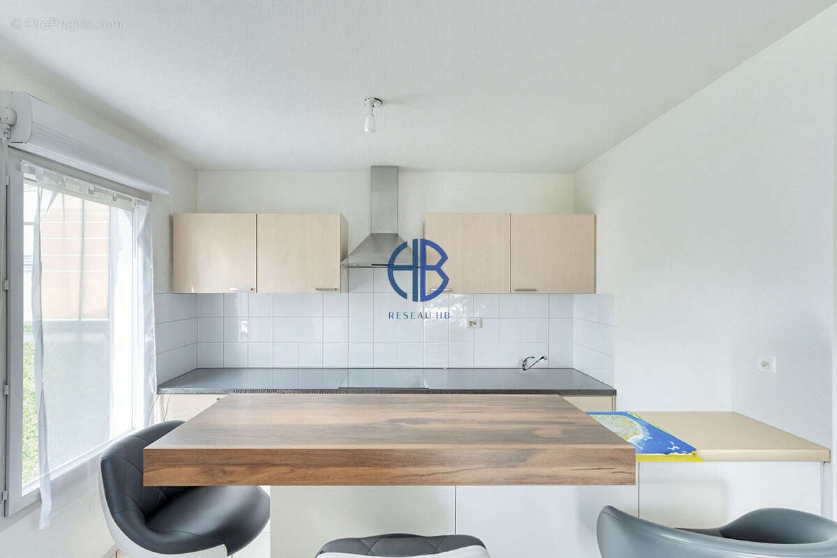 À VENDRE Superbe T4 de 82 m² avec terrasse, piscine et double stationnement ? Villefontaine, - photo 8