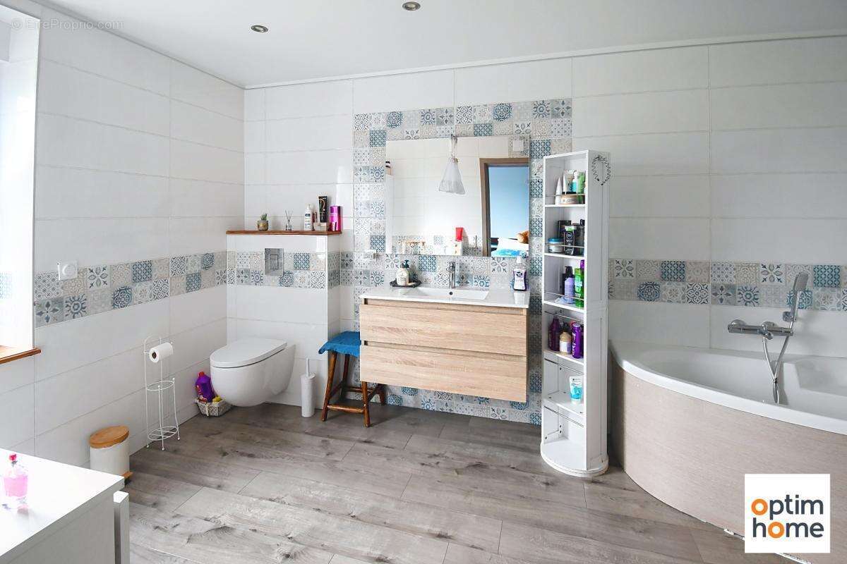 Exclusivité – Sympathique maison familiale de 177 m² – 4 chambres – 1 bureau - 2 salles de bain - photo 15