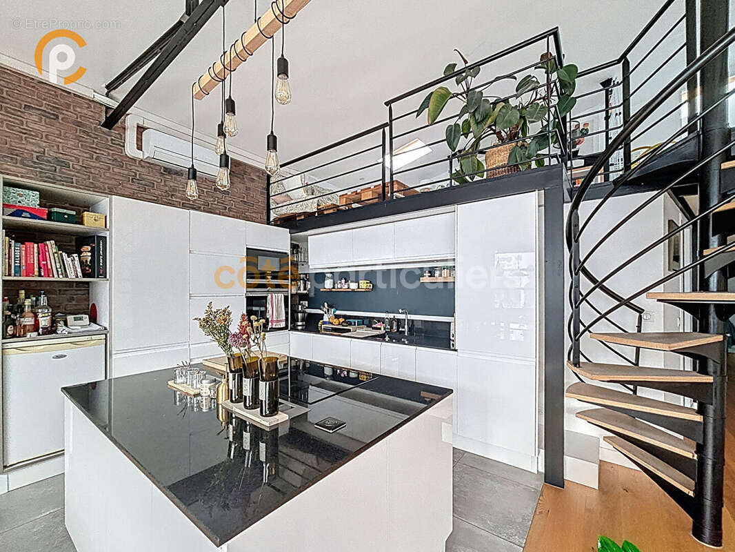 Appartement à IVRY-SUR-SEINE