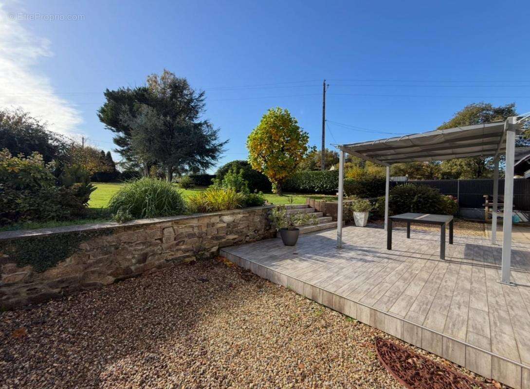 Maison à MALESTROIT