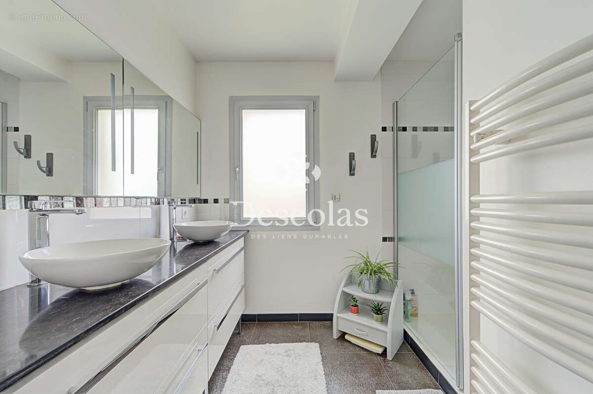 Maison familiale Saint-Germain-en-Laye - 200m2 - photo 15