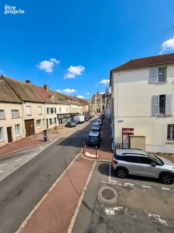 F3  54 m2 Houdan centre avec balcon - photo 1