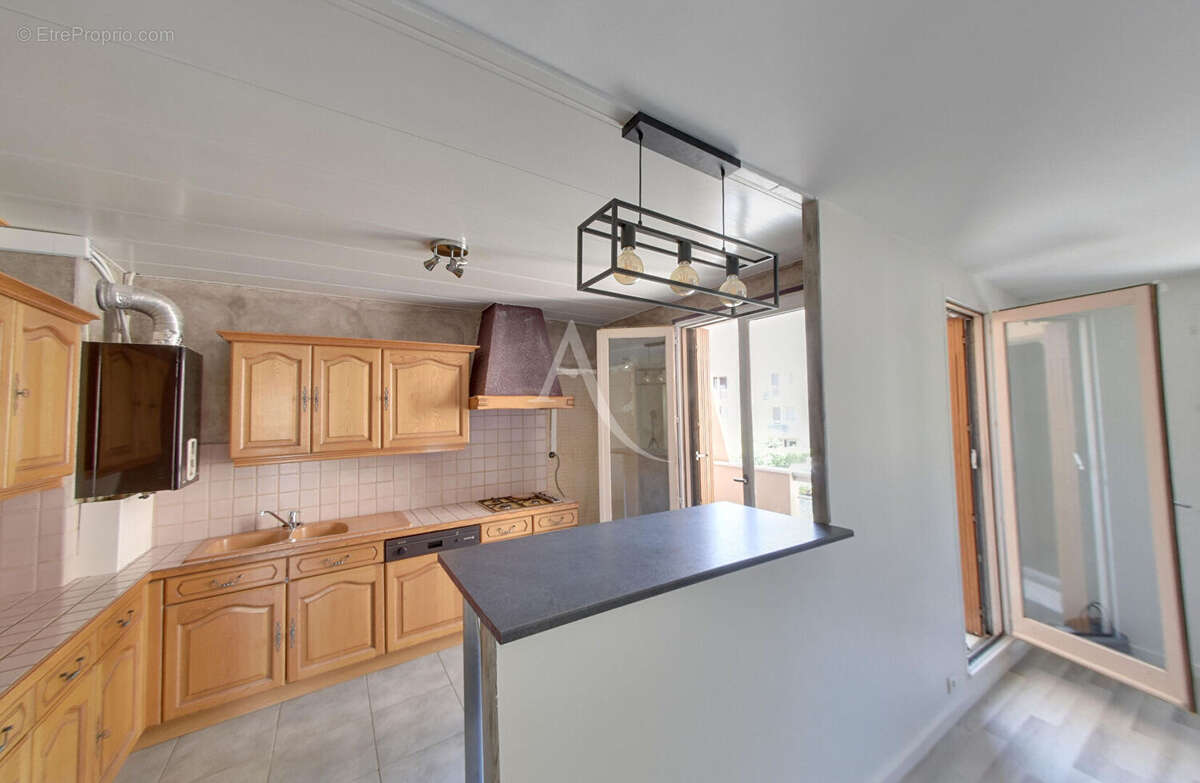 Appartement à PONTAULT-COMBAULT