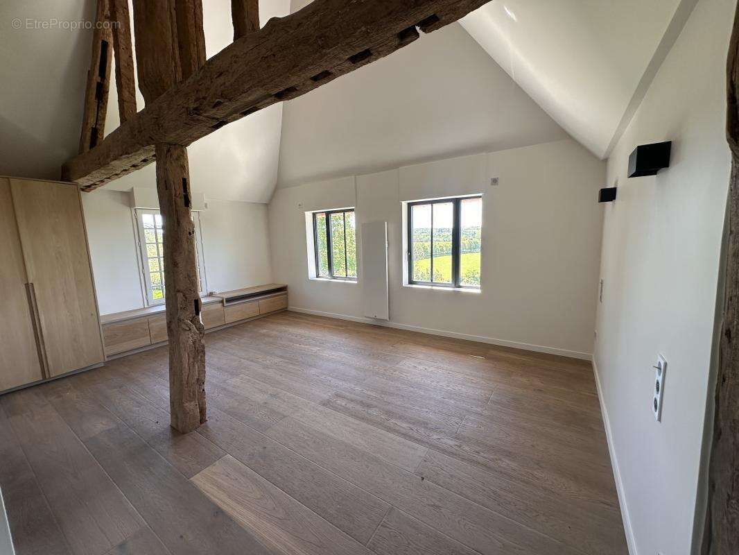 Maison à MEZIDON-CANON