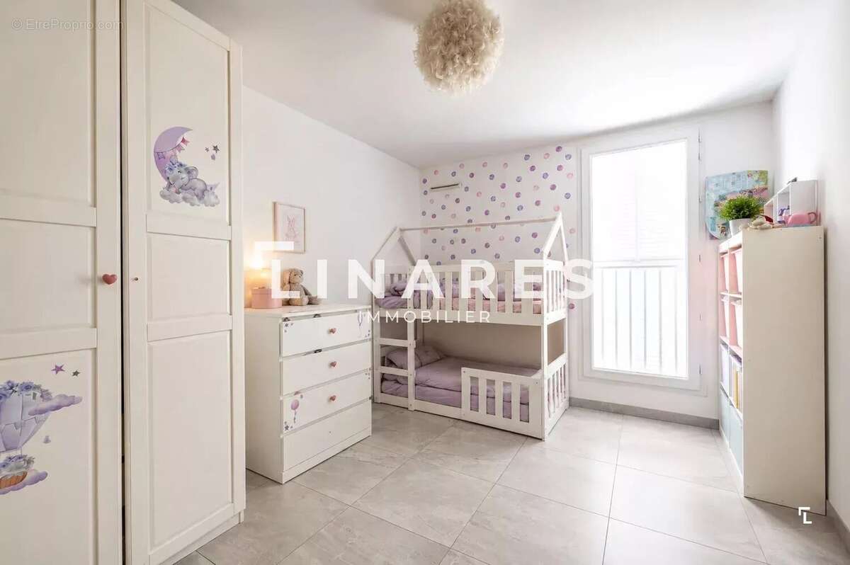Appartement à MARSEILLE-8E