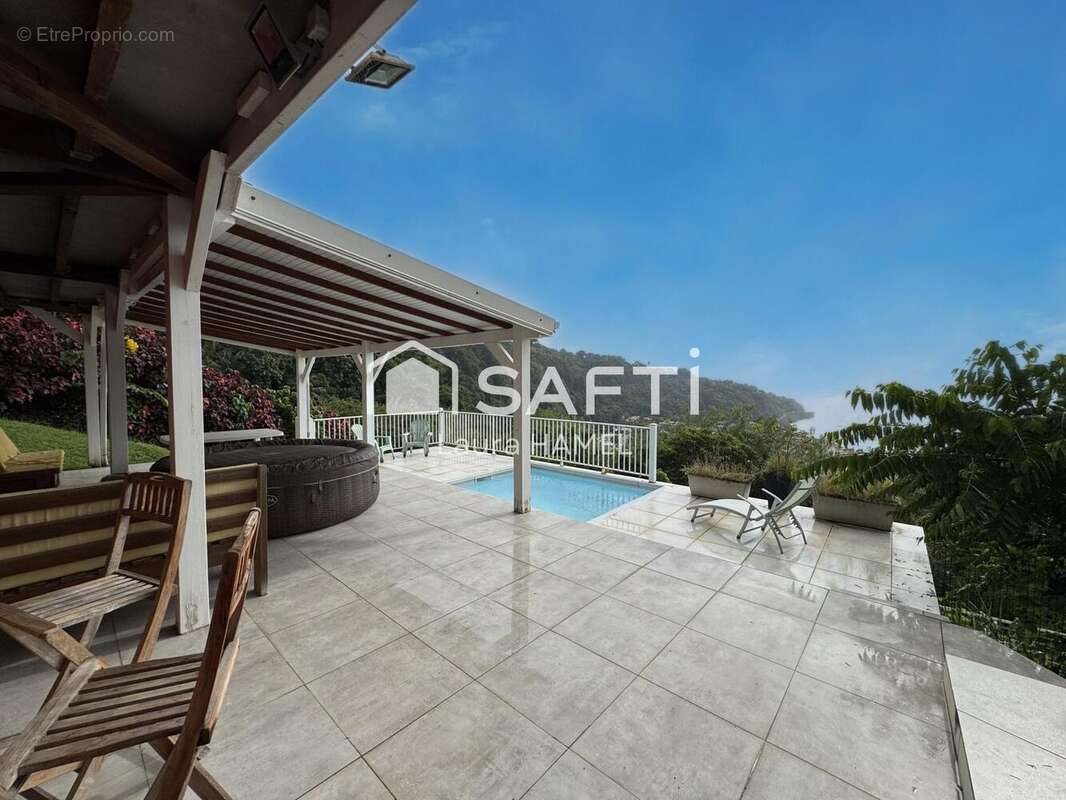 Photo 3 - Maison à SAINT-PIERRE