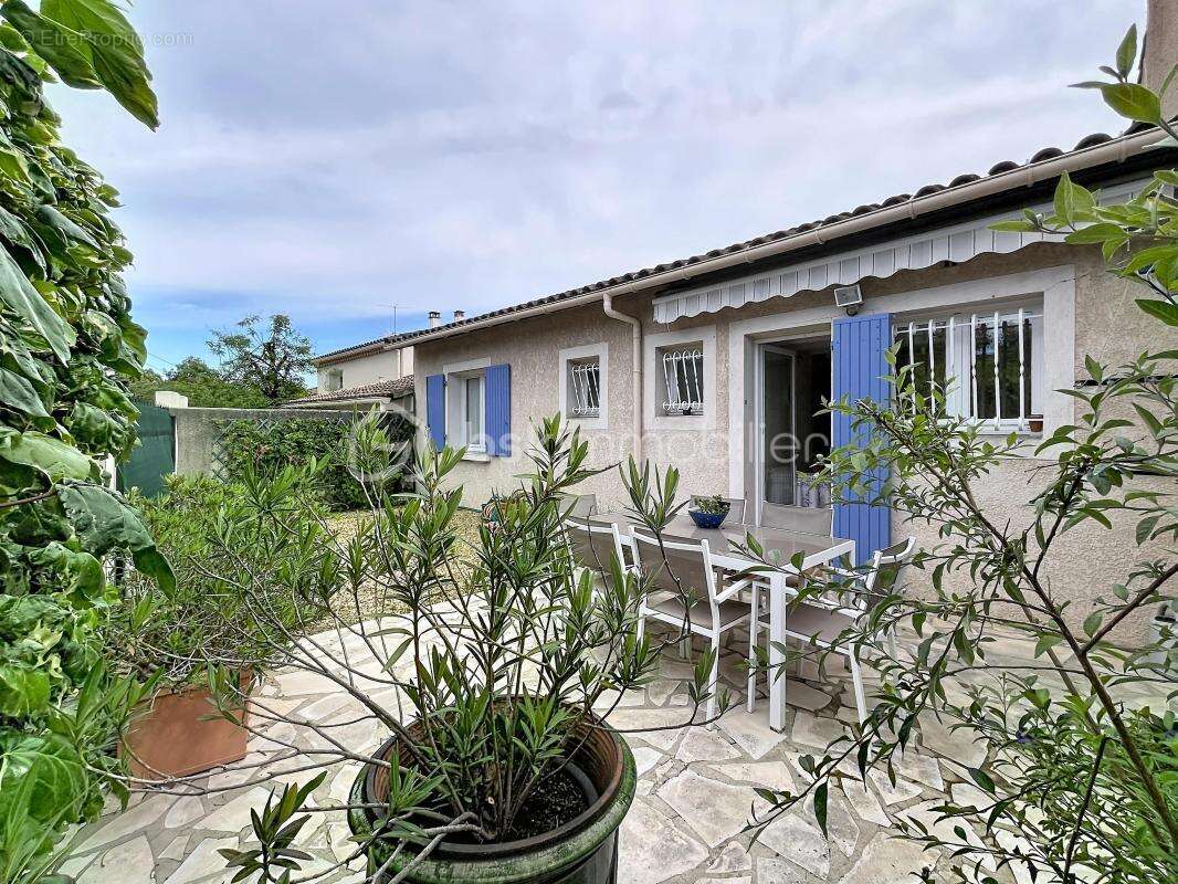 Maison à NIMES