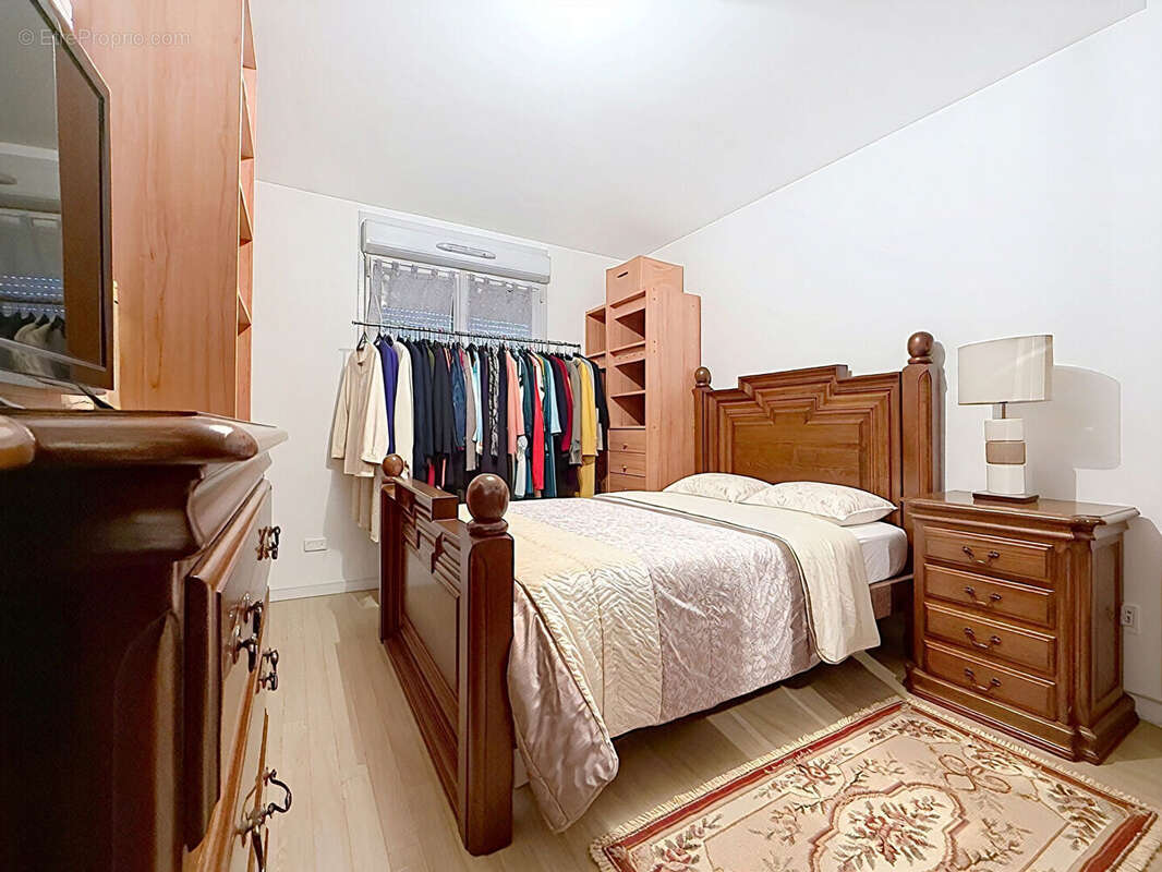 Appartement à CRECY-LA-CHAPELLE