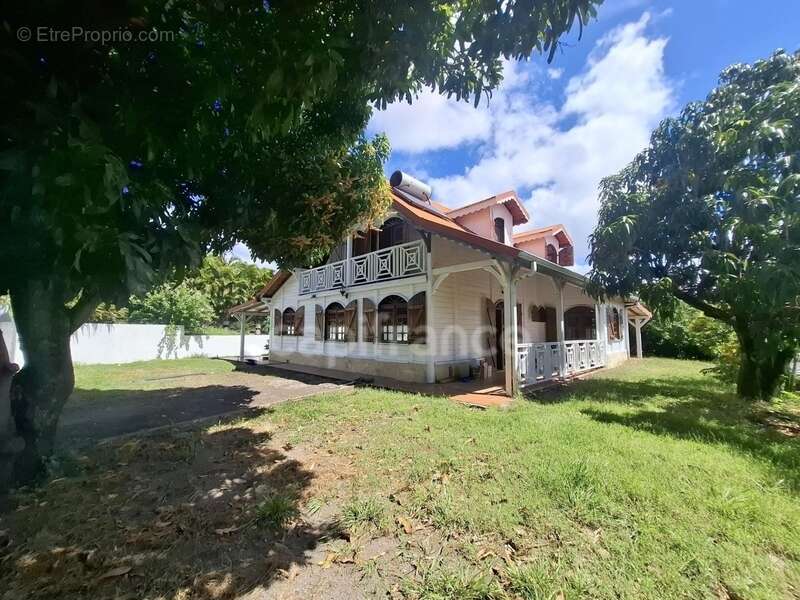 Maison à SAINT-PIERRE