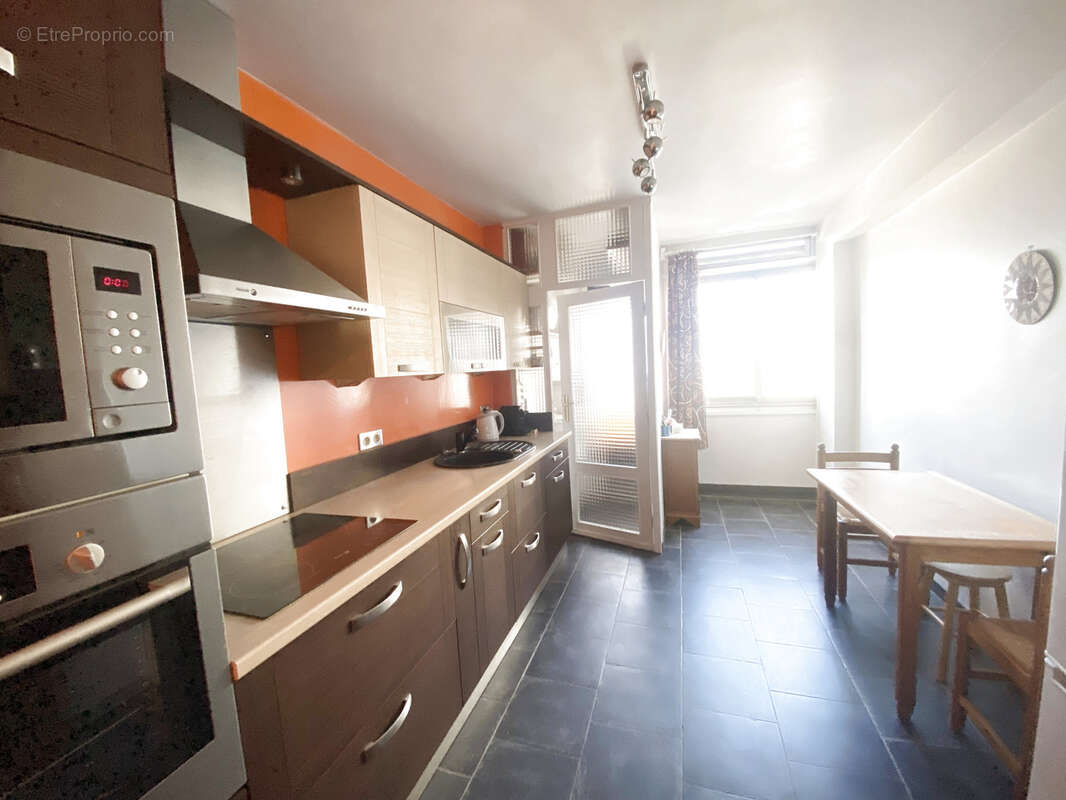 Appartement à LE RAINCY