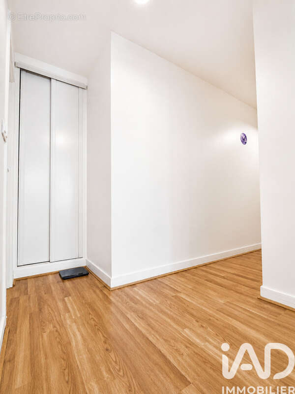 Photo 8 - Appartement à LES ULIS