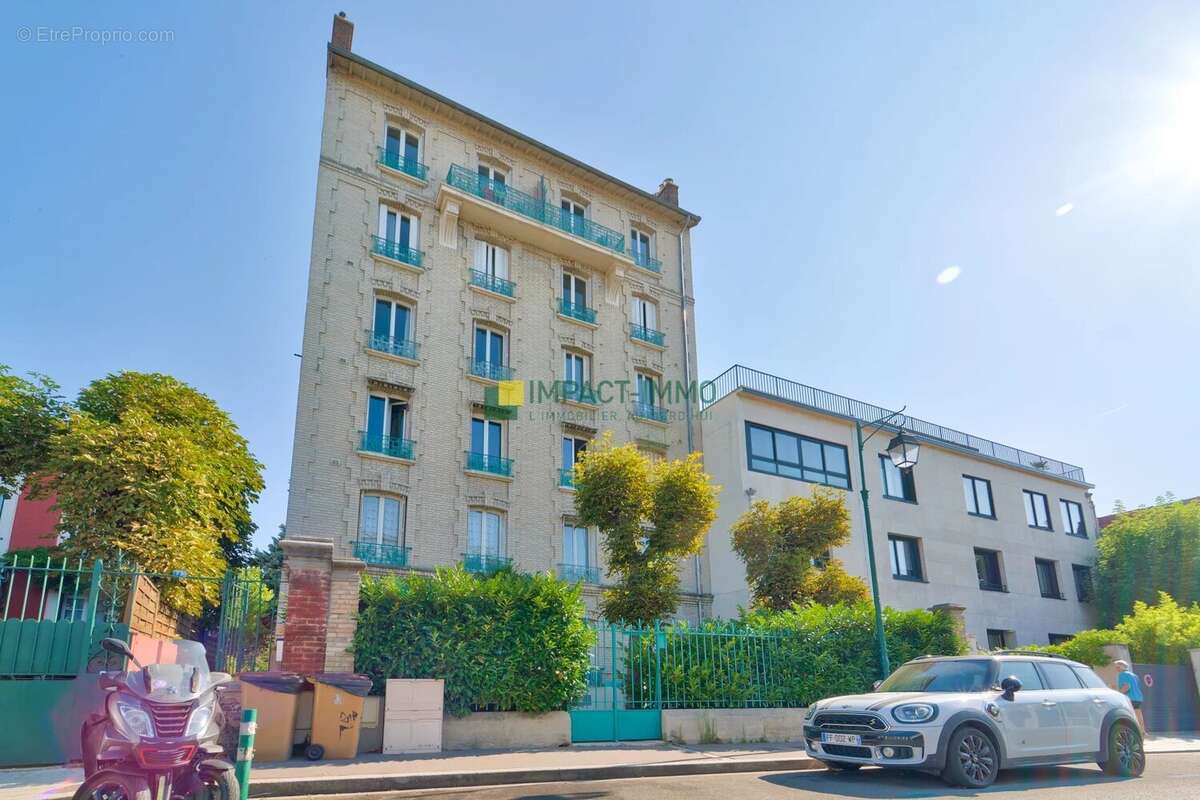 Appartement à COLOMBES
