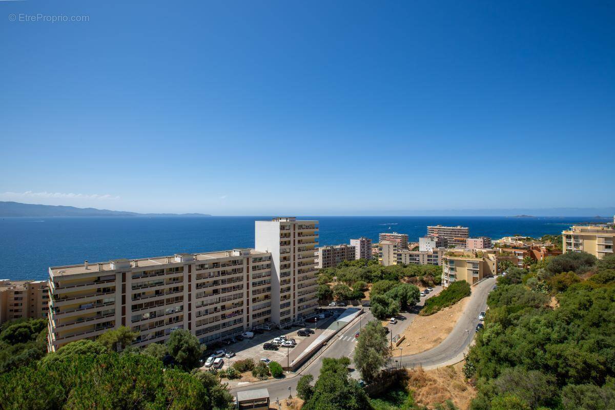 Appartement à AJACCIO