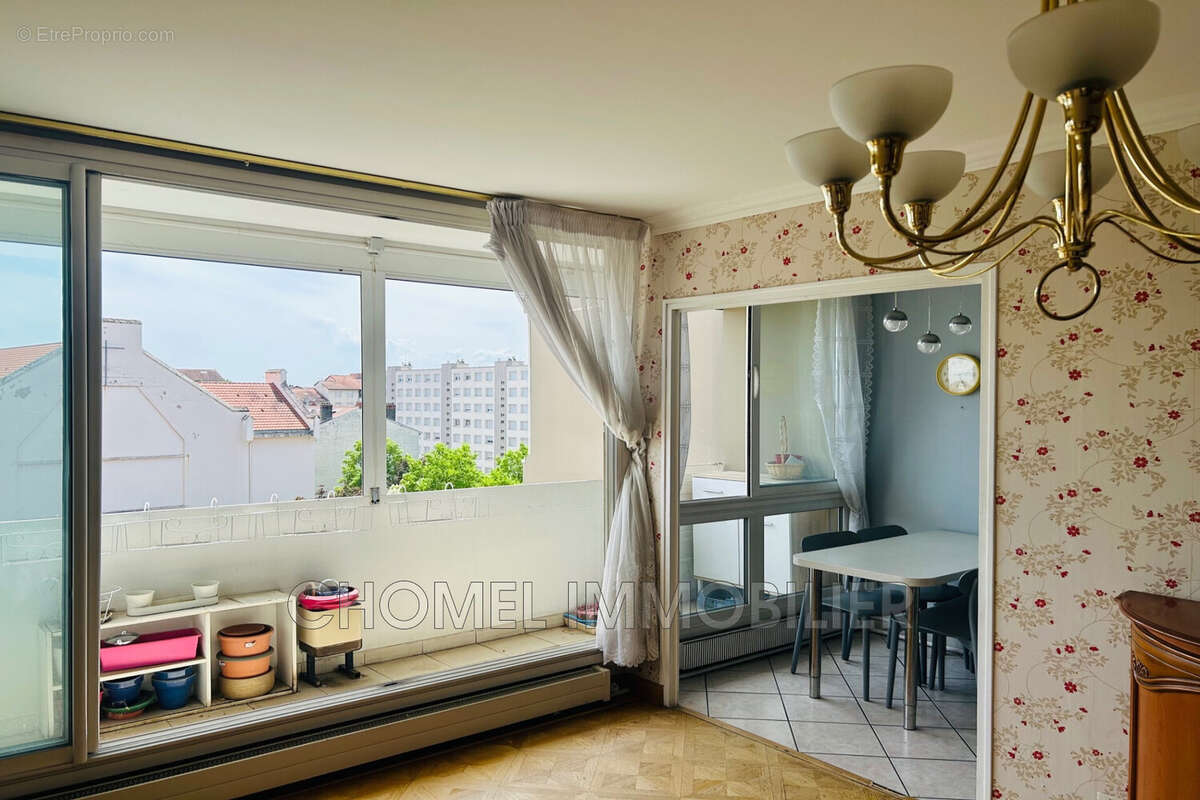 Appartement 97 m² à Villeurbanne  - photo 2