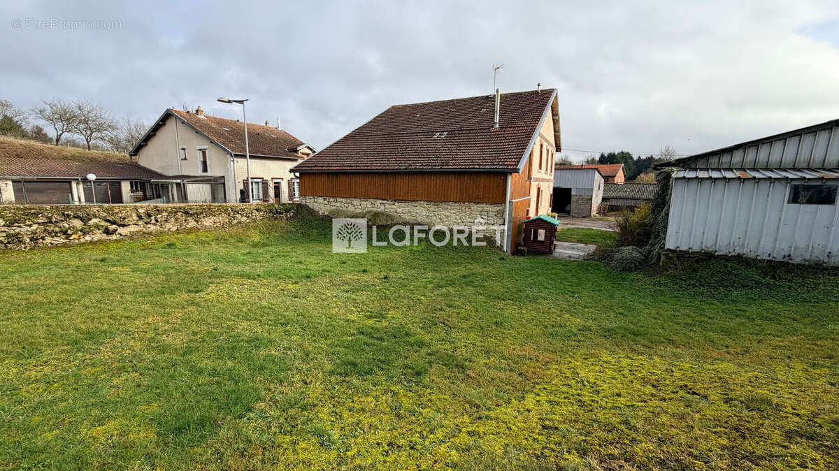 Maison à SERVON-MELZICOURT