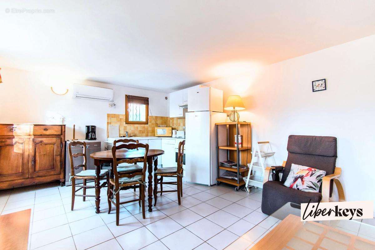 Maison à GREOUX-LES-BAINS