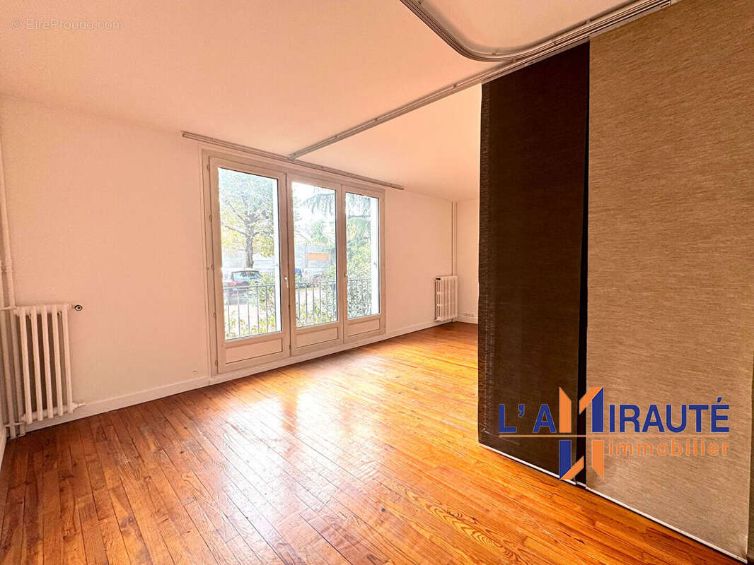 Appartement à ASNIERES-SUR-SEINE